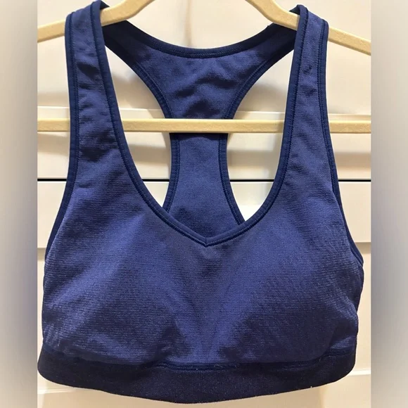 Lululemon Seamless Racerback Train Bra, Psychic, Size 8 - Picture 4 of 12